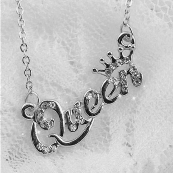 Jewelry - FASHION CROWN QUEEN CHAIN